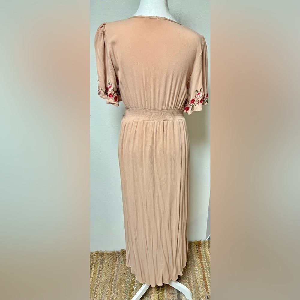 Blu Pepper Blush Peach Maxi Dress with Floral Embroidery - Picture 4 of 5